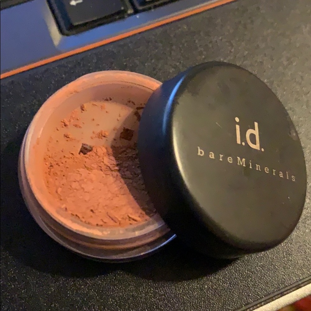 💄2 for 15- Bare Minerals loose Mineral Eye color.